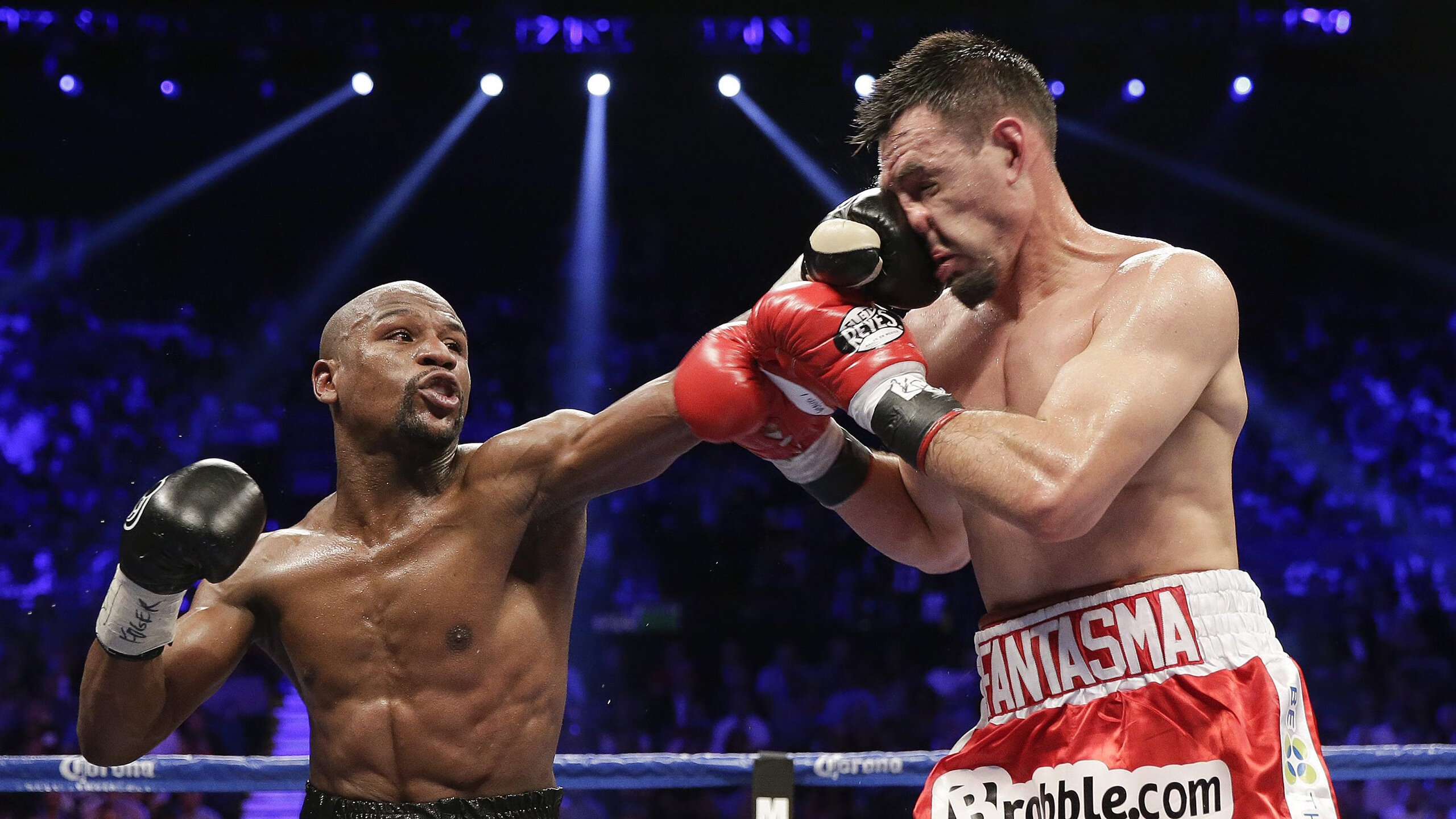 欧冠淘汰赛上演神逆转 曼联加时绝杀晋级,欧冠八强抽签 曼联进决赛无大碍